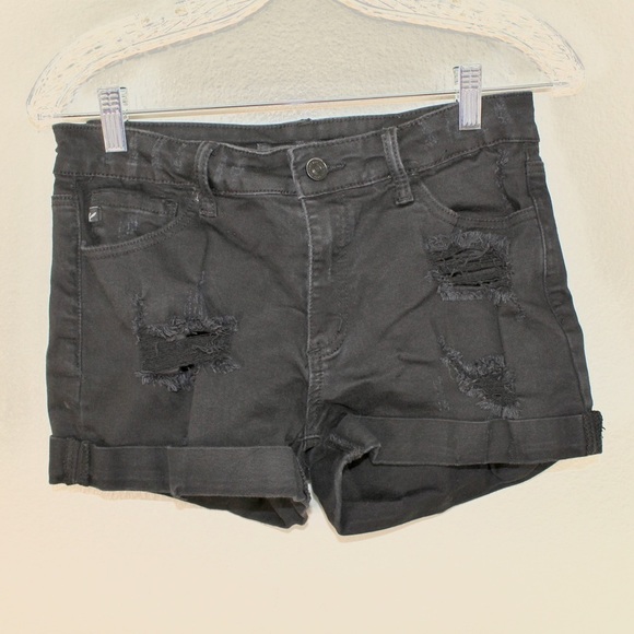Kancan Woman’s High Rise Stretchy Black Distressed Jean Shorts - Size W9 - Picture 5 of 10